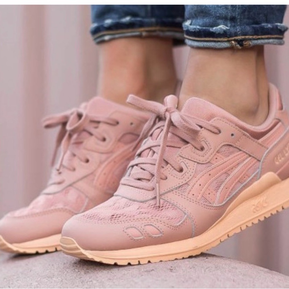 Asics Gel Lyte III Women's Pink Casual Lace-Up Sneakers size 7.5